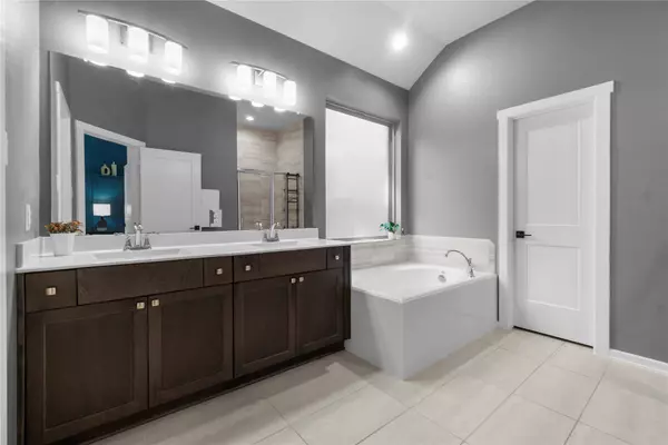 131 Silva Creek TRL, Conroe, TX 77318