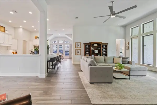 116 Hushed Nightfall CT, Willis, TX 77318