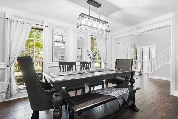 86 Rockridge DR, The Woodlands, TX 77381