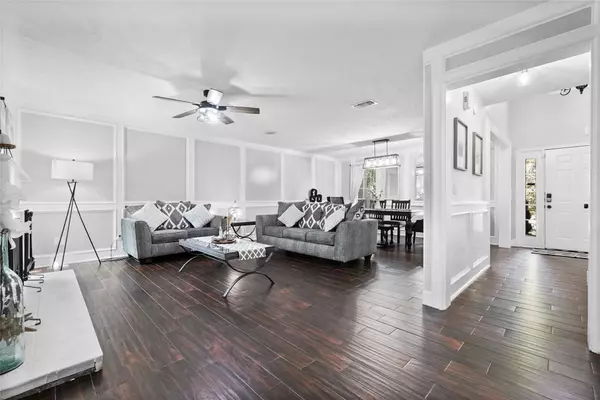 86 Rockridge DR, The Woodlands, TX 77381