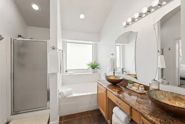 2217 Valley View XING, Conroe, TX 77304