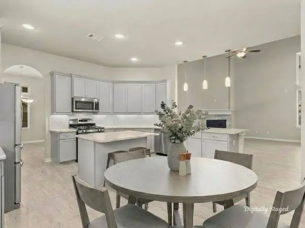 313 Serenata Woods TRL, Conroe, TX 77318