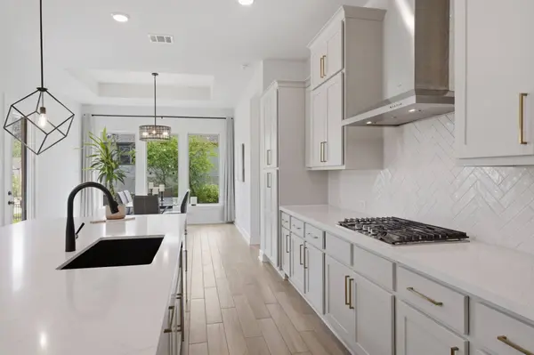 527 Carina Gaze DR, Conroe, TX 77318