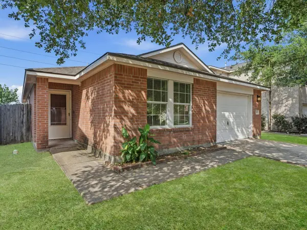 7334 Enchanted Creek DR, Cypress, TX 77433