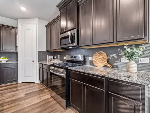 118 Violet Carson CT, Conroe, TX 77318