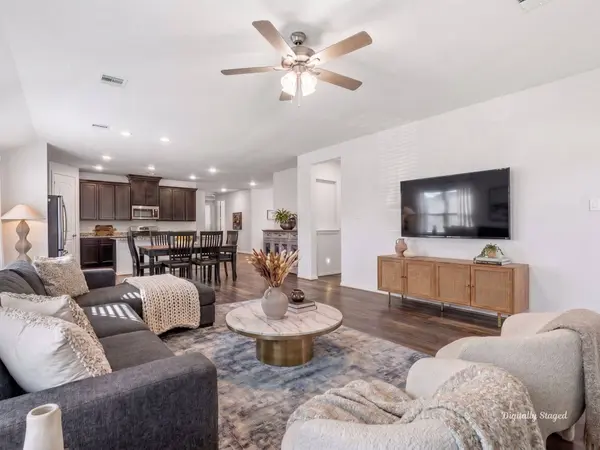 118 Violet Carson CT, Conroe, TX 77318