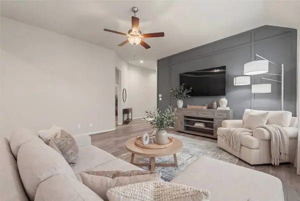 171 Silva Creek TRL, Willis, TX 77318