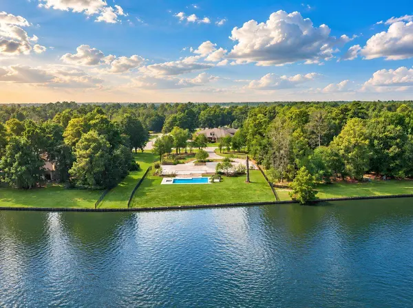 3222 W Benders Landing BLVD, Spring, TX 77386