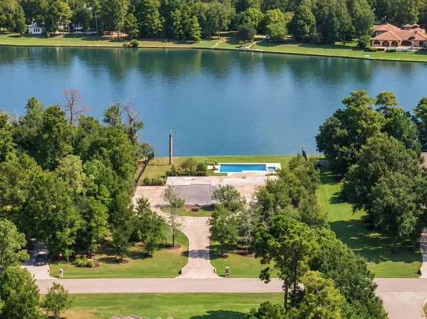 3222 W Benders Landing BLVD, Spring, TX 77386