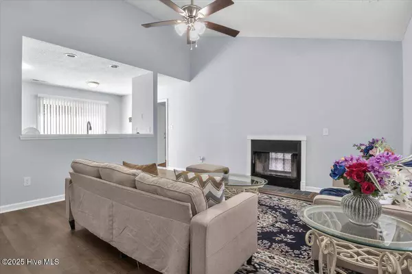 235 Zachary LN, Hubert, NC 28539