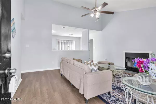 235 Zachary LN, Hubert, NC 28539