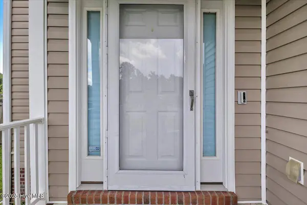 307 Softwood CT, Jacksonville, NC 28540