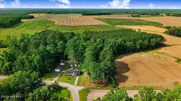 320 Dead End RD, Enfield, NC 27823