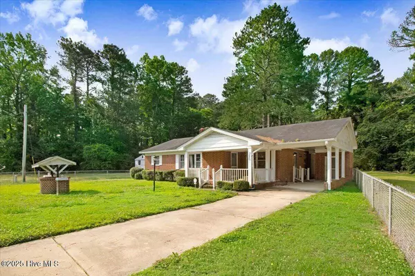 320 Dead End RD, Enfield, NC 27823