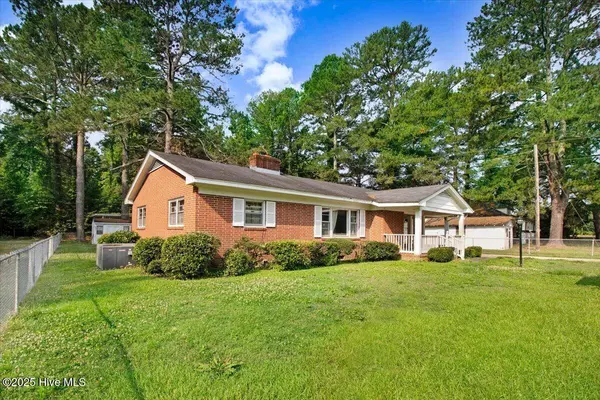 320 Dead End RD, Enfield, NC 27823