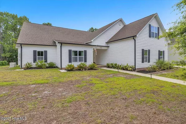 106 Roughleaf TRL, Hampstead, NC 28443