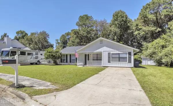 1033 Massey RD, Jacksonville, NC 28546