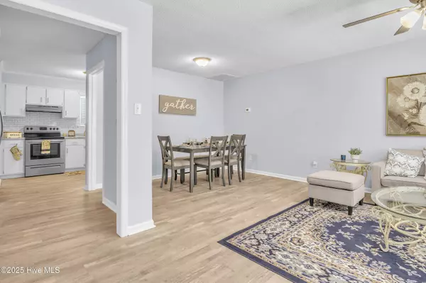 1033 Massey RD, Jacksonville, NC 28546