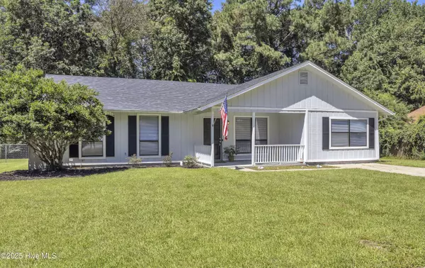 1033 Massey RD, Jacksonville, NC 28546