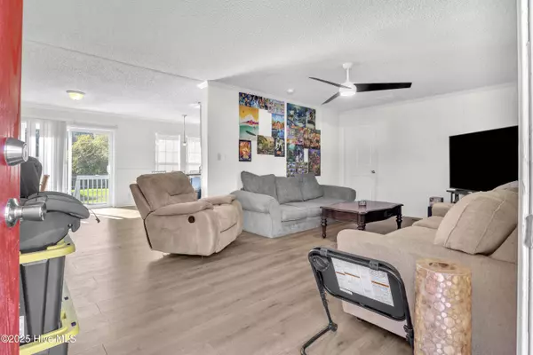 208 Shipmans PIKE, Jacksonville, NC 28546