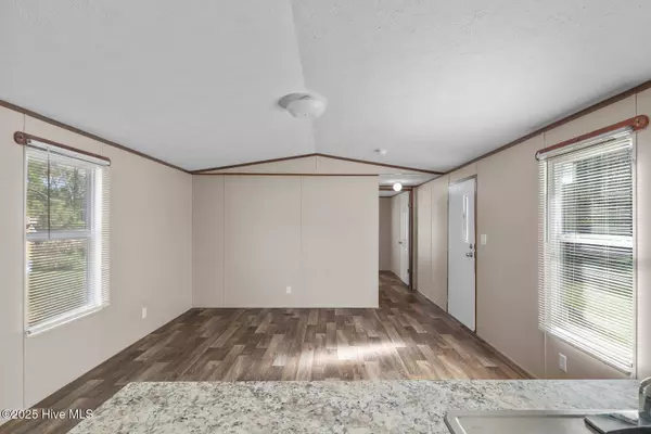 207 Patrick Alan LN, Jacksonville, NC 28540