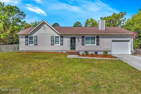 608 Calabash DR, Hubert, NC 28539