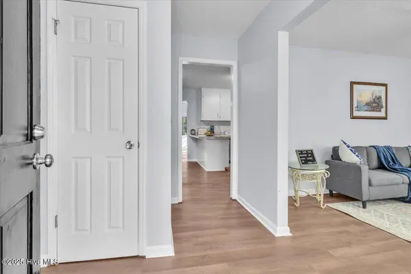 122 Carolina CIR, Jacksonville, NC 28546