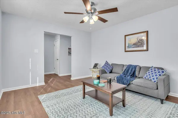 122 Carolina CIR, Jacksonville, NC 28546