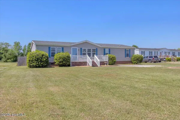 112 Cypress Knee DR, Richlands, NC 28574