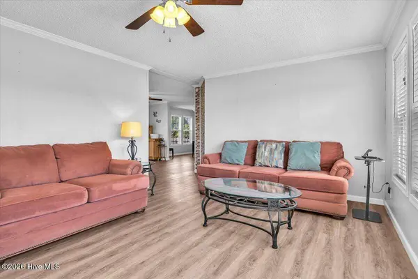 112 Cypress Knee DR, Richlands, NC 28574