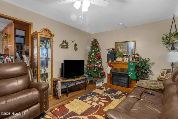 550 S 5th ST, Aurora, NC
