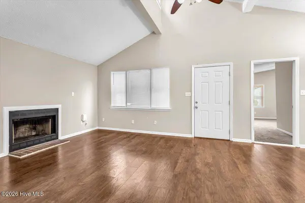 2039 Foxhorn RD, Jacksonville, NC 28546