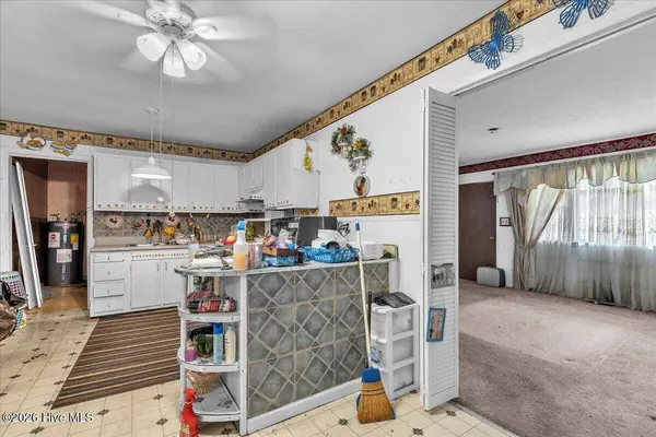 6117 Louise ST, Fayetteville, NC 28314