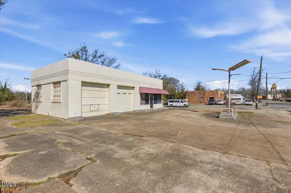 121 N James ST, Goldsboro, NC 27530