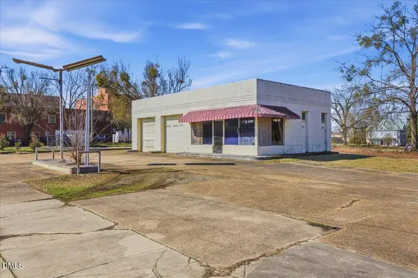 121 N James ST, Goldsboro, NC 27530