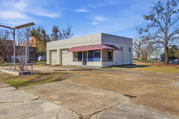 121 N James ST, Goldsboro, NC 27530
