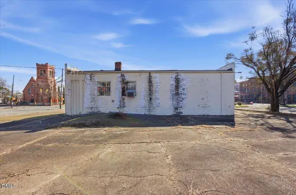 121 N James ST, Goldsboro, NC 27530