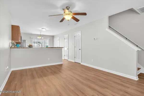 8007 Banister LOOP, Jacksonville, NC 28546