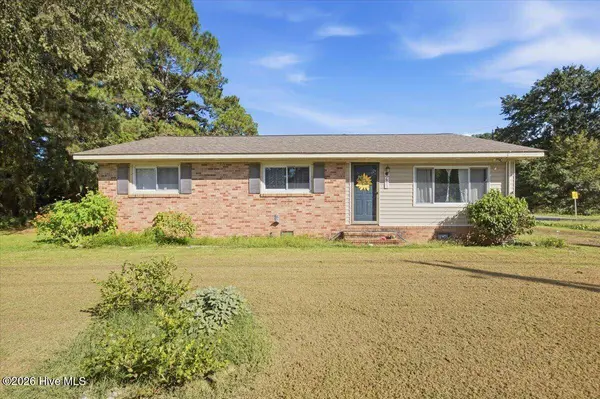 613 E Chelly ST, Warsaw, NC 28398