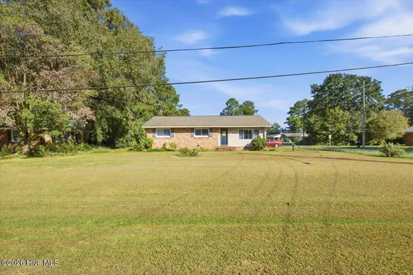 613 E Chelly ST, Warsaw, NC 28398