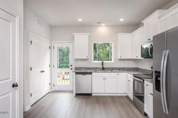 185 Seville WAY, Clayton, NC 27520