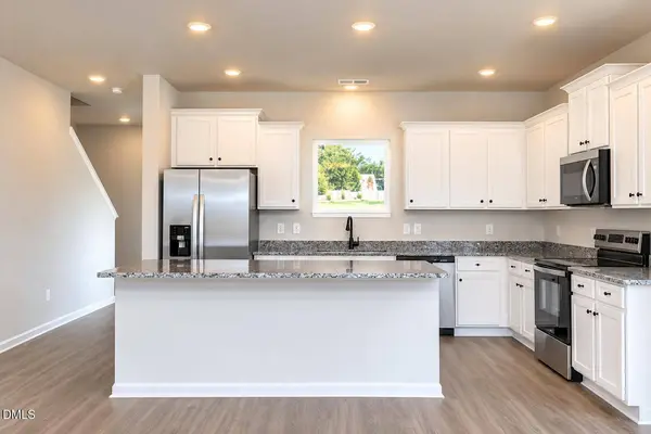 49 Neuse Hollow CT, Clayton, NC 27527