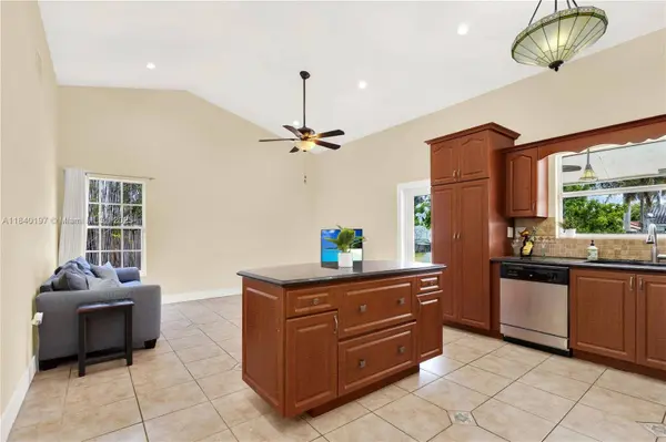 1641 NW 15th Ave, Homestead, FL 33030