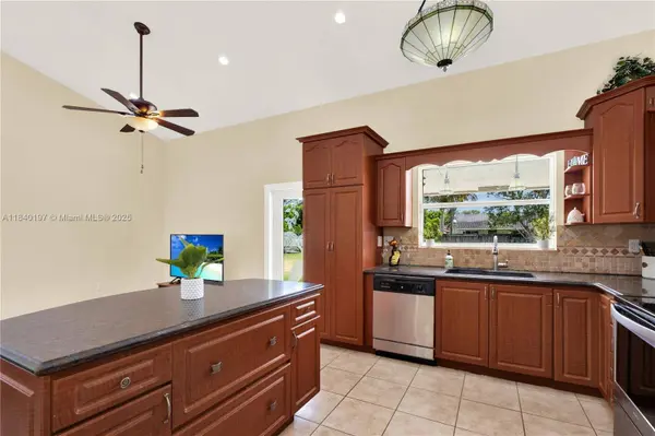 1641 NW 15th Ave, Homestead, FL 33030