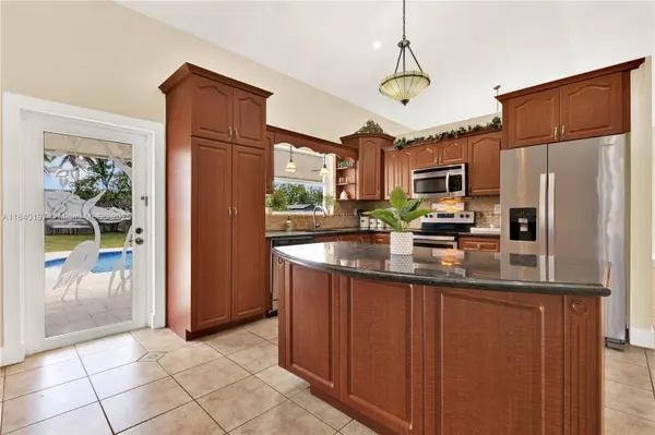 1641 NW 15th Ave, Homestead, FL 33030