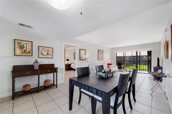 8415 SW 107th Ave #258W, Miami, FL 33173