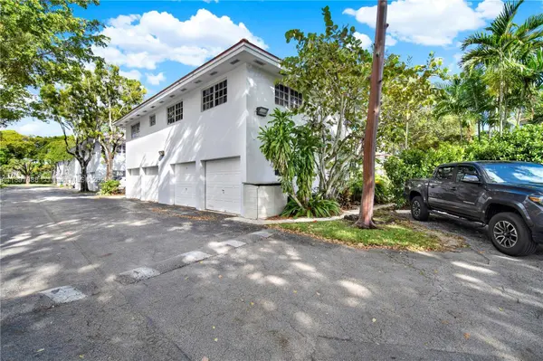 7966 CAMINO CIR #B-3, Miami, FL 33143