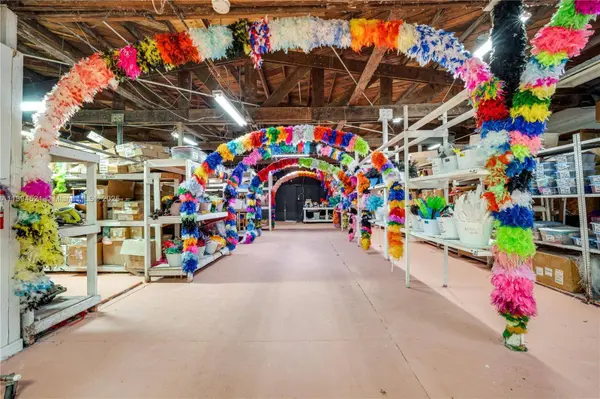 1121 NW 29th St, Miami, FL 33127