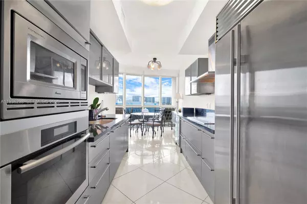 18201 Collins Ave #801A, Sunny Isles Beach, FL 33160