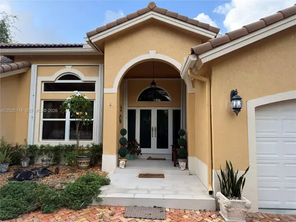 9563 SW 123rd Ter, Miami, FL 33176
